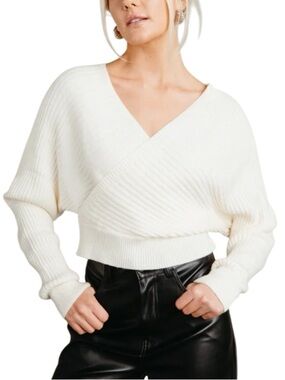 Mable Charmaine Open Back knit Crop Sweater Size Medium